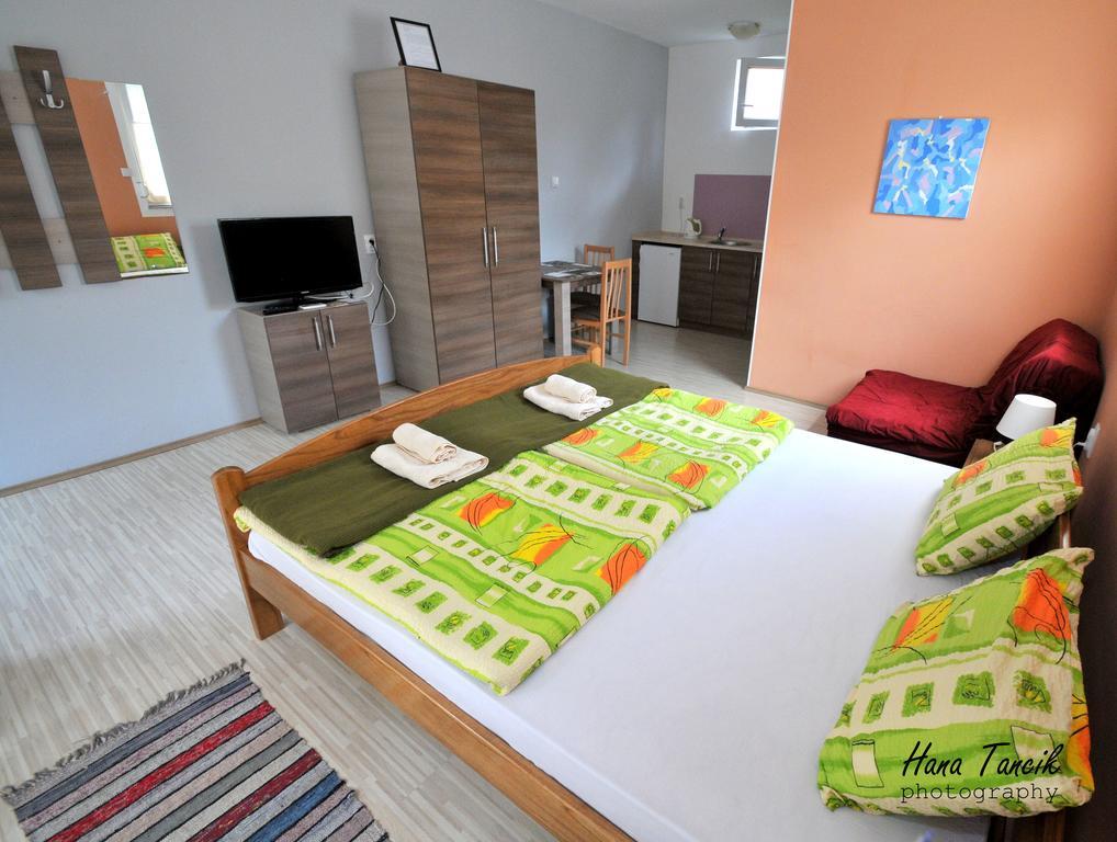 Apartments Svetlica Backi Petrovac Eksteriør bilde